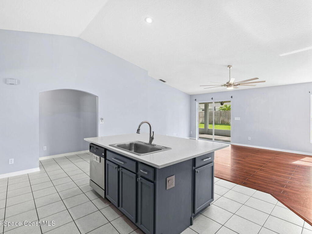 1493 Laramie Circle, Suntree, FL 32940