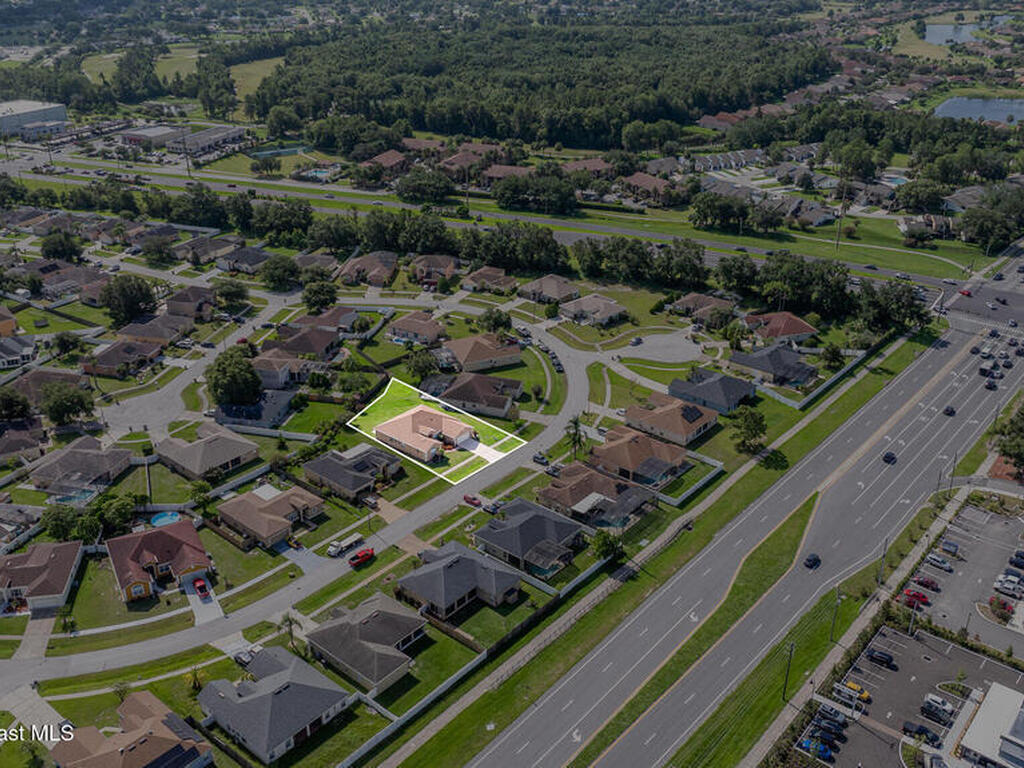 462 Peppermill Circle, Kissimmee, FL 34758