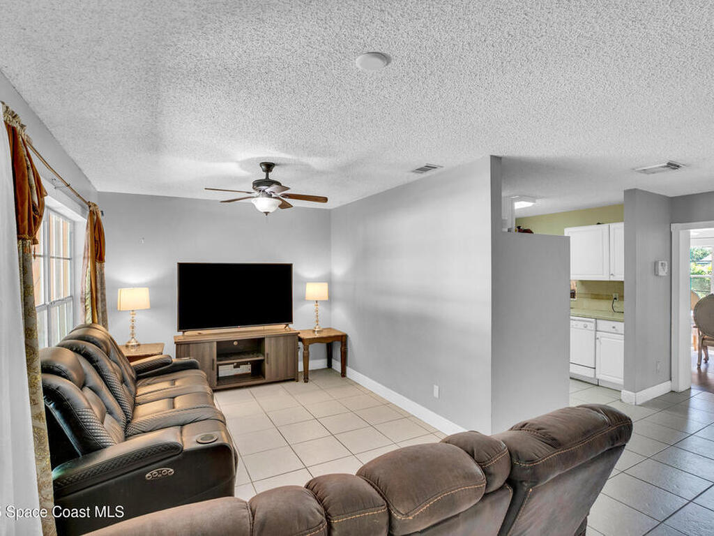 5402 Shannon Drive, Fort Pierce, FL 34951