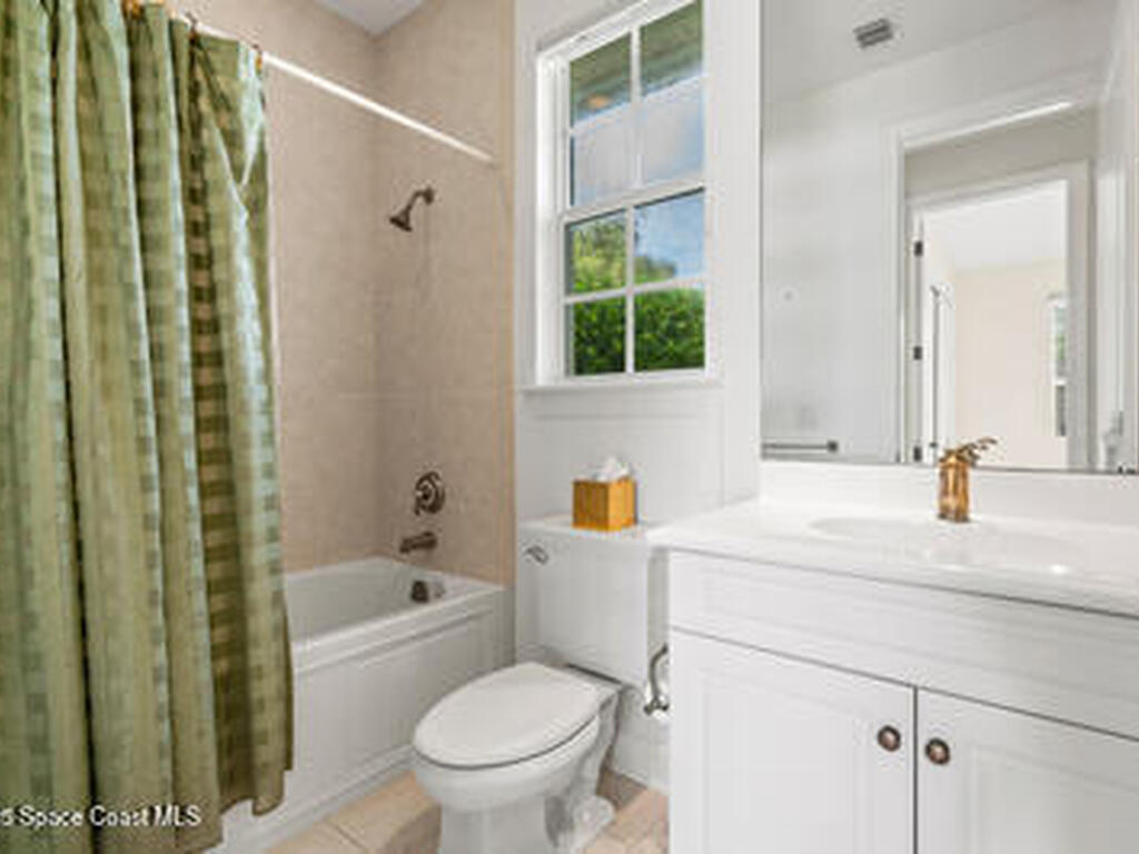 1167 Governors Way, Vero Beach, FL 32963