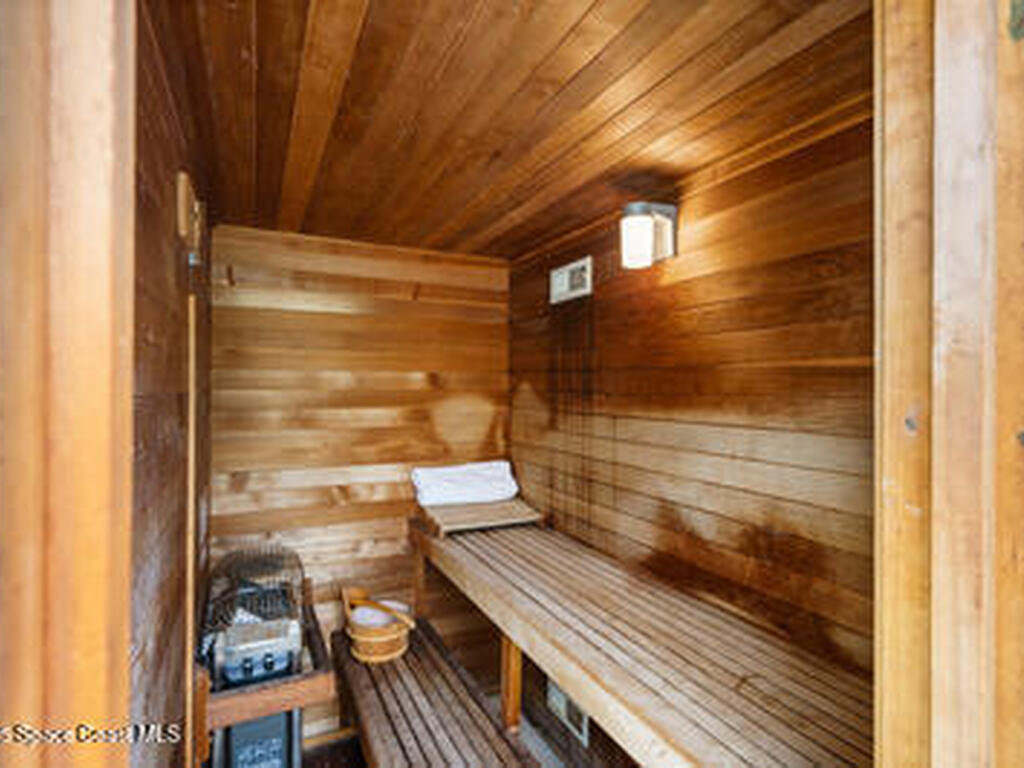 1167 Governors Way, Vero Beach, FL 32963