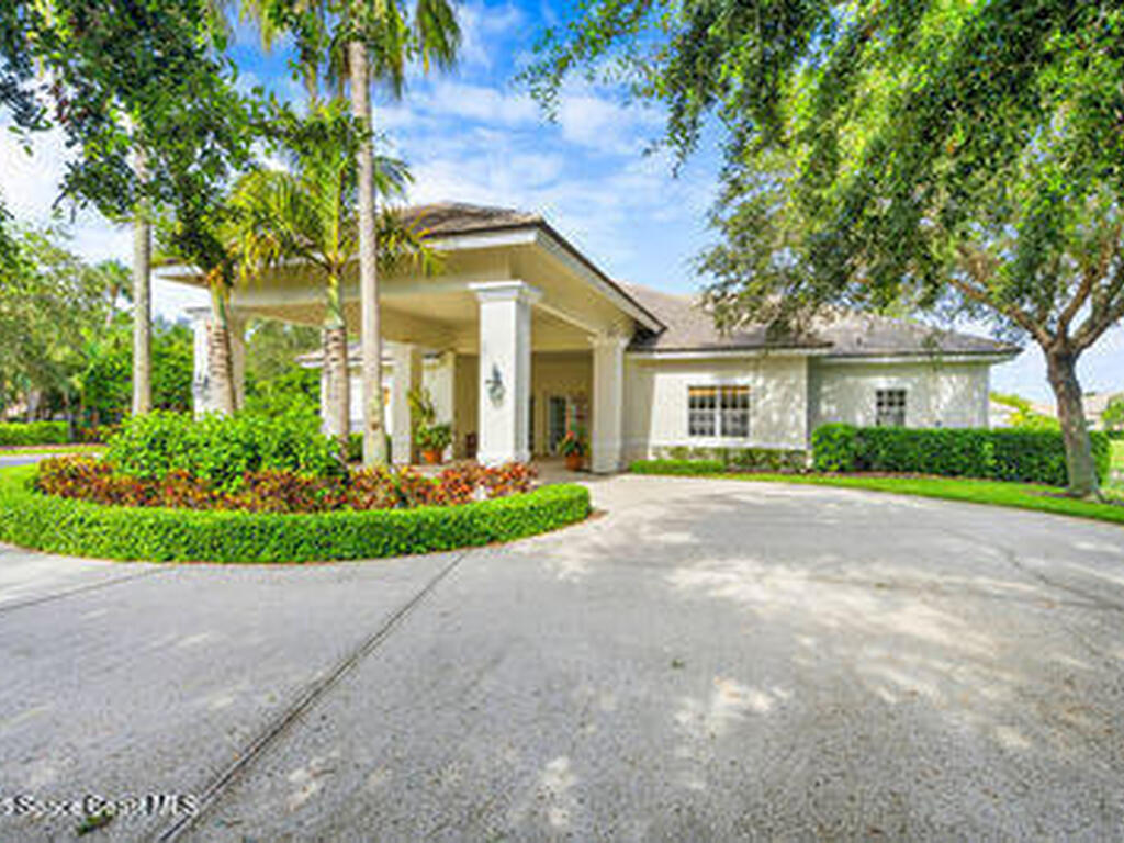 1167 Governors Way, Vero Beach, FL 32963