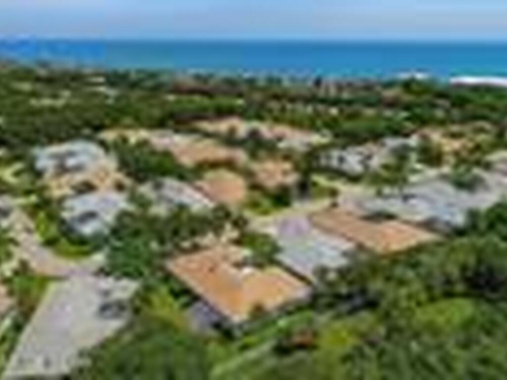 1167 Governors Way, Vero Beach, FL 32963