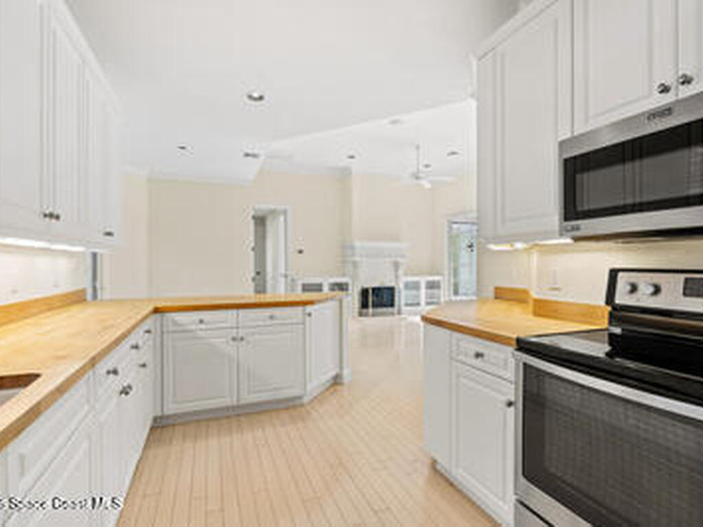 1167 Governors Way, Vero Beach, FL 32963