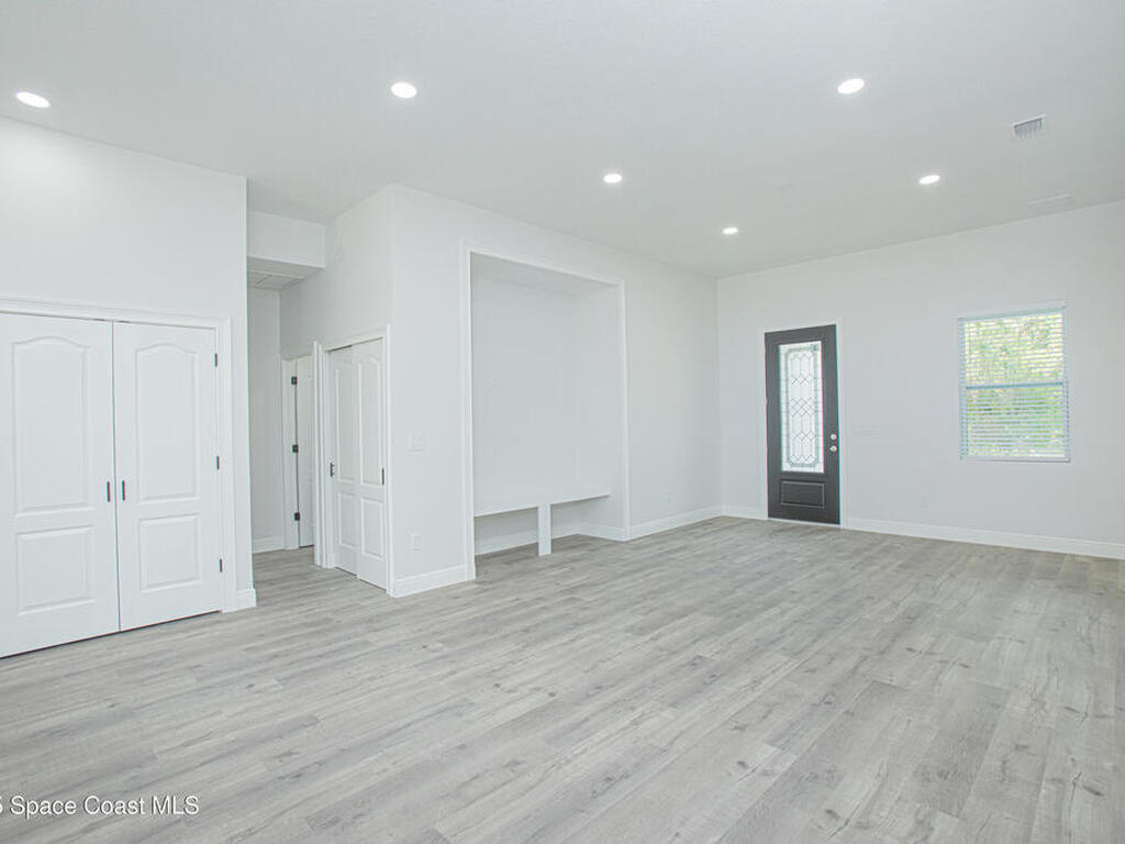 475 La Coco Street, Palm Bay, FL 32908