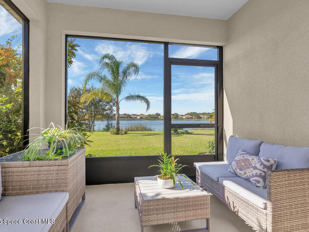 1728 Berkshire Circle, Vero Beach, FL 32968