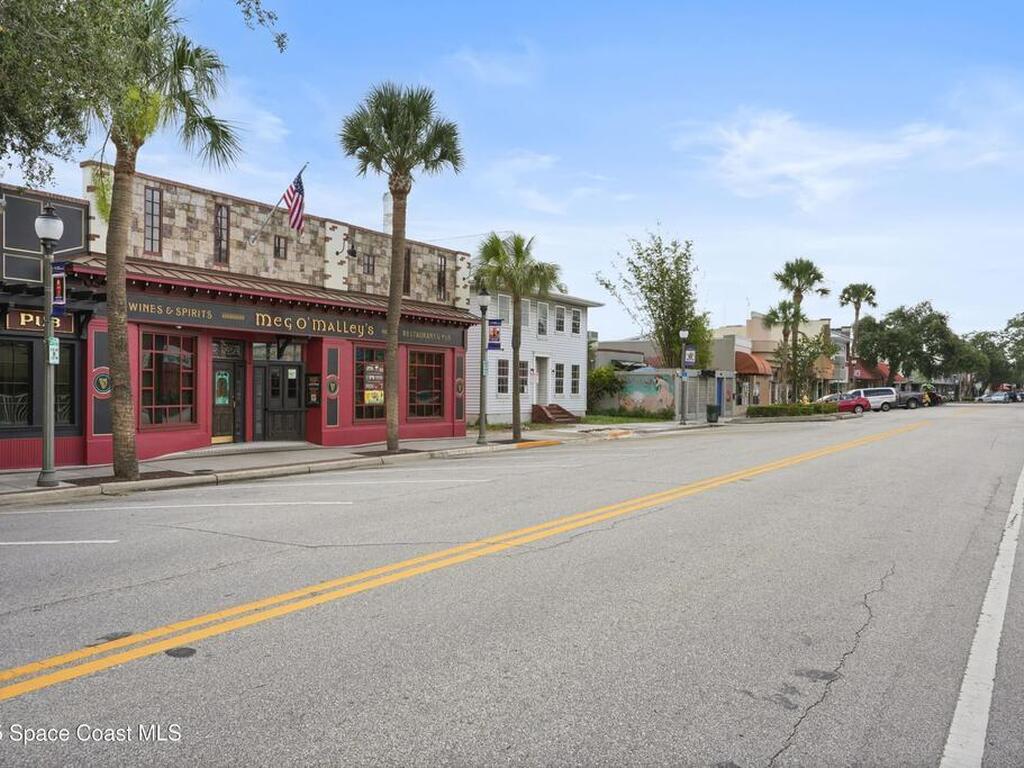 814 E New Haven Avenue, Melbourne, FL 32901