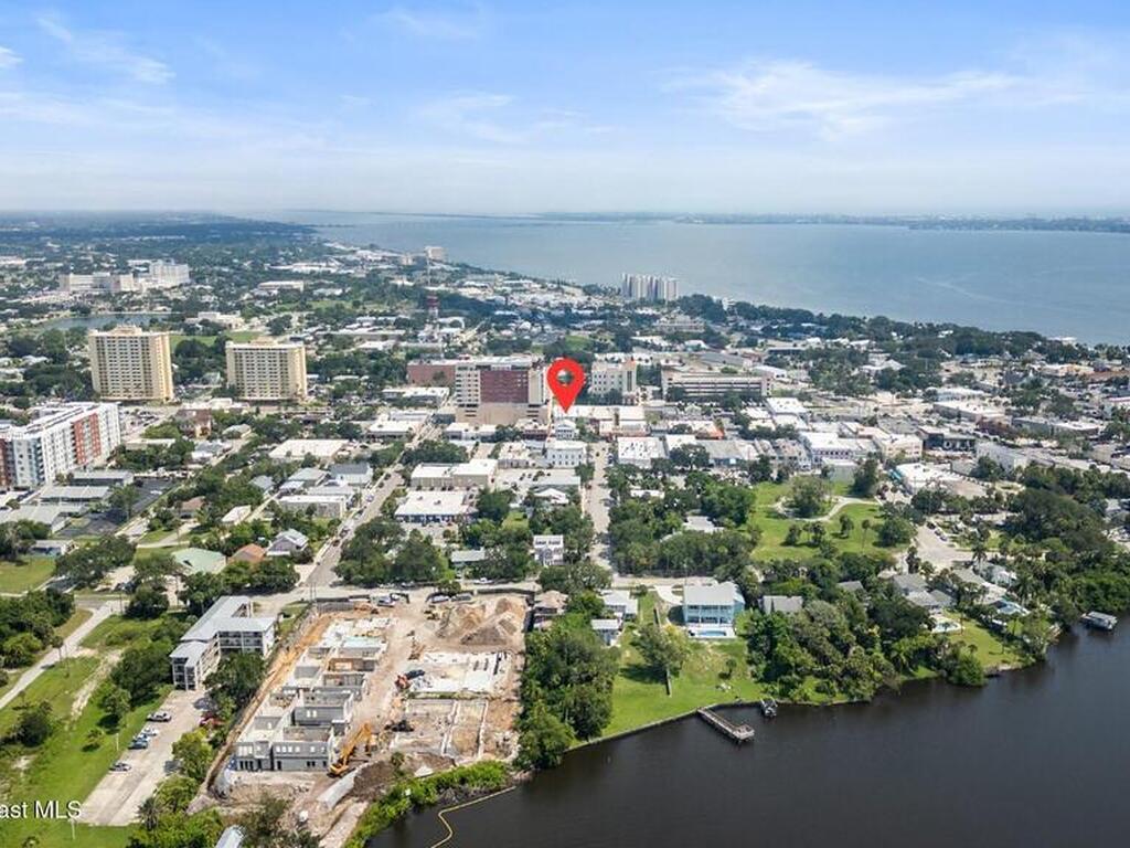 814 E New Haven Avenue, Melbourne, FL 32901