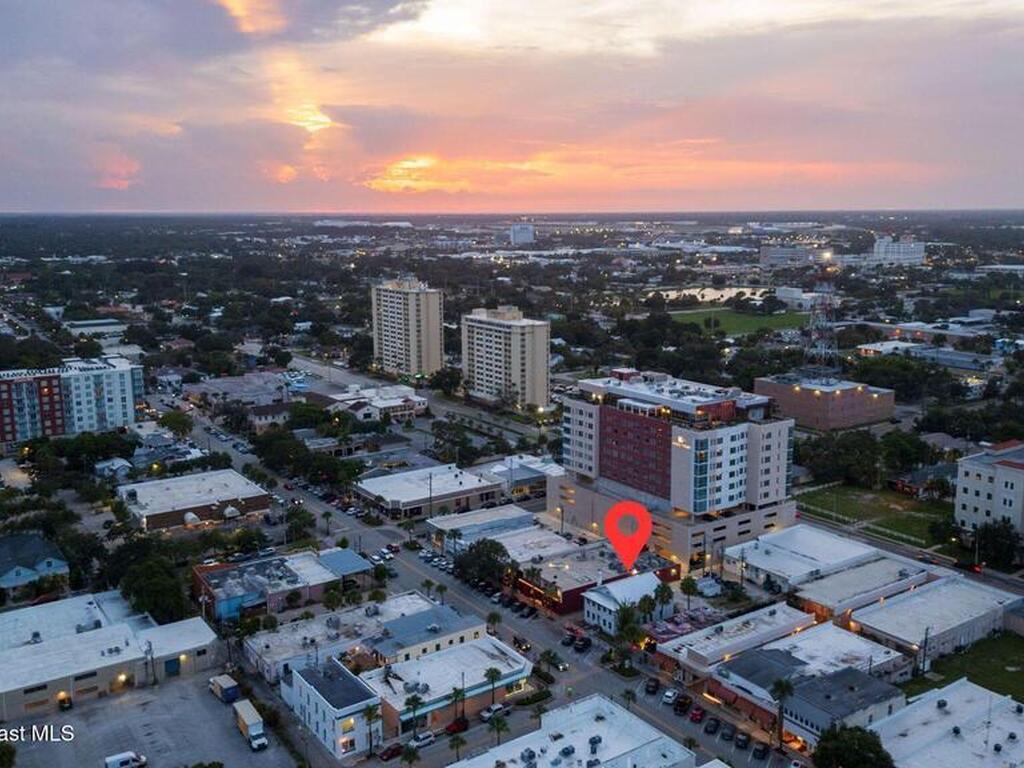 814 E New Haven Avenue, Melbourne, FL 32901