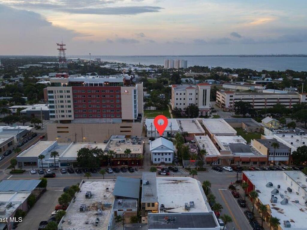 814 E New Haven Avenue, Melbourne, FL 32901