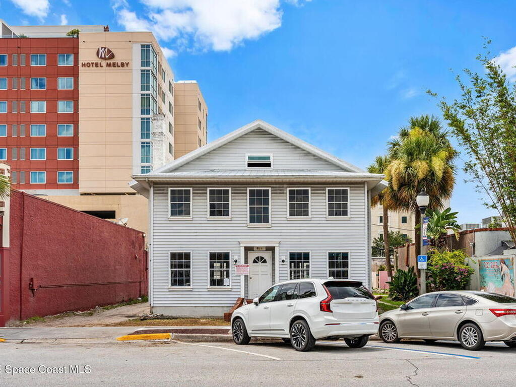 814 E New Haven Avenue, Melbourne, FL 32901