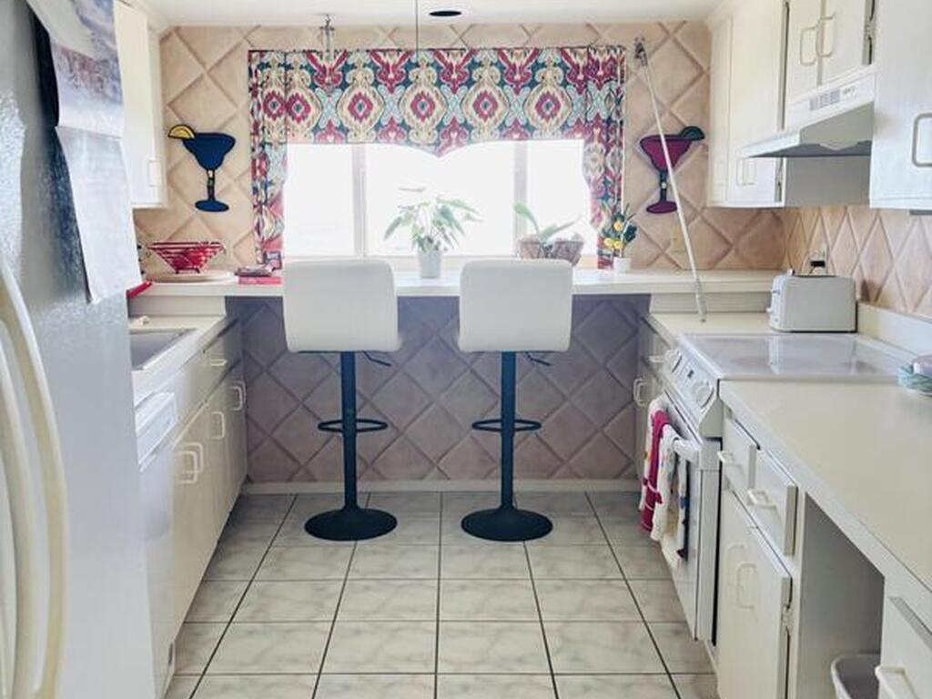 4850 Ocean Beach Boulevard, Cocoa Beach, FL 32931