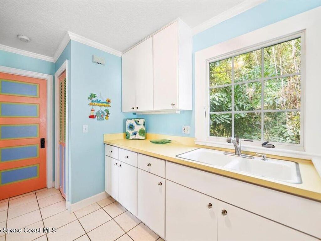 1101 River Road, Melbourne Beach, FL 32951