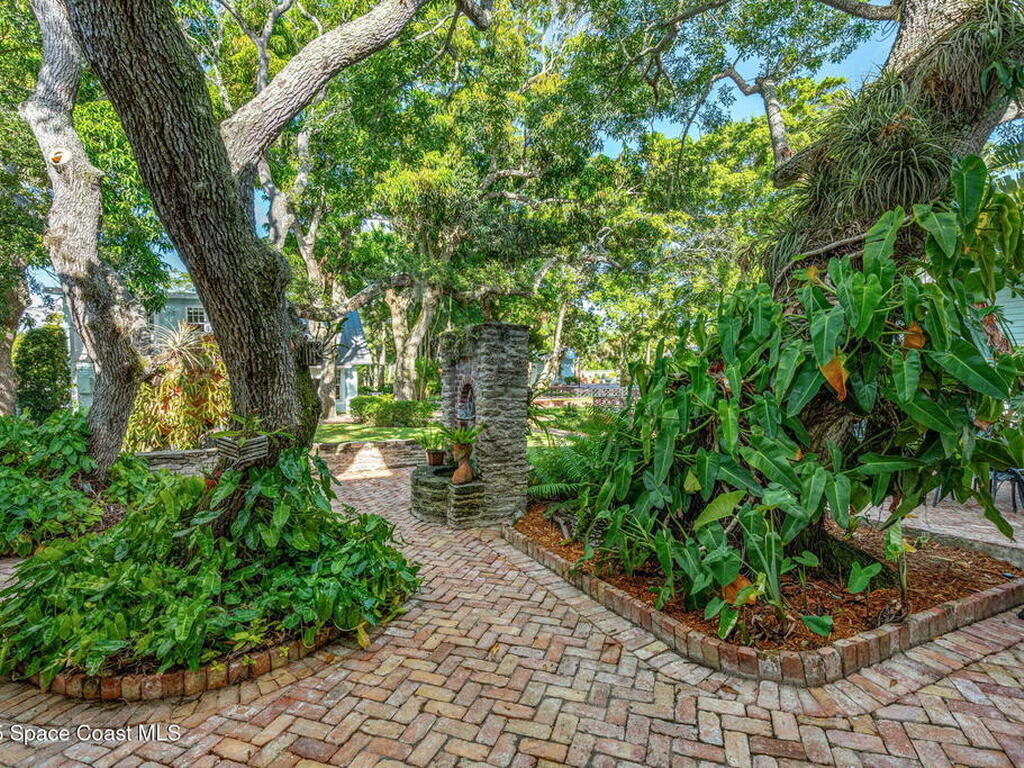 1101 River Road, Melbourne Beach, FL 32951