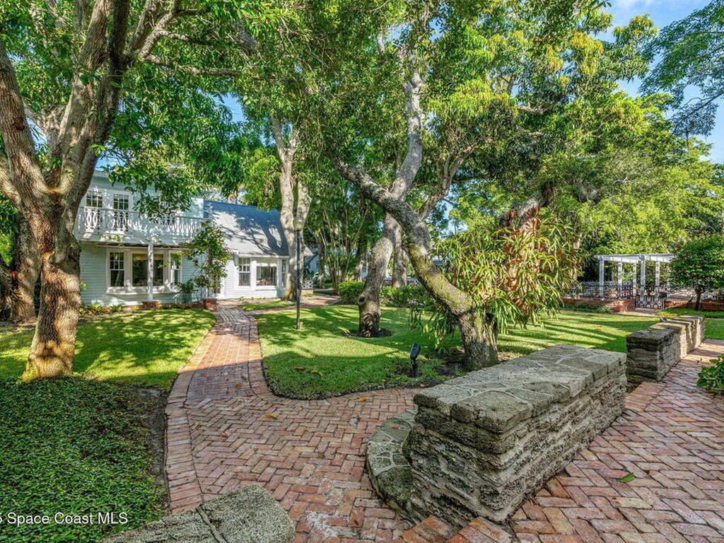 1101 River Road, Melbourne Beach, FL 32951