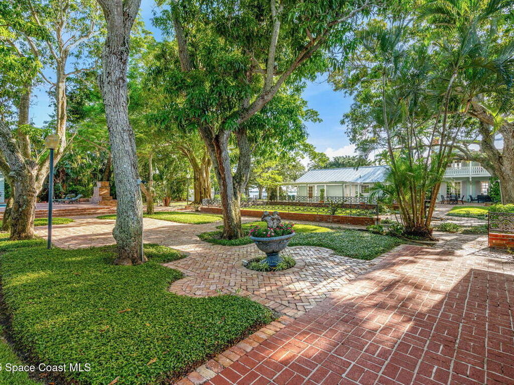 1101 River Road, Melbourne Beach, FL 32951