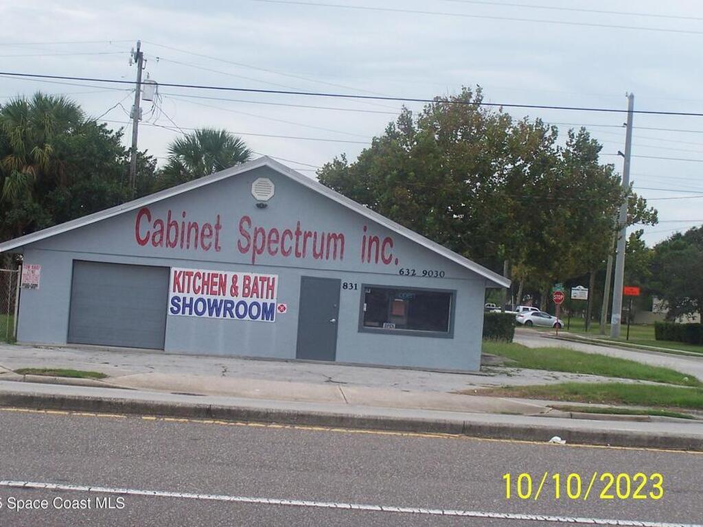 831 W King Street, Cocoa, FL 32922
