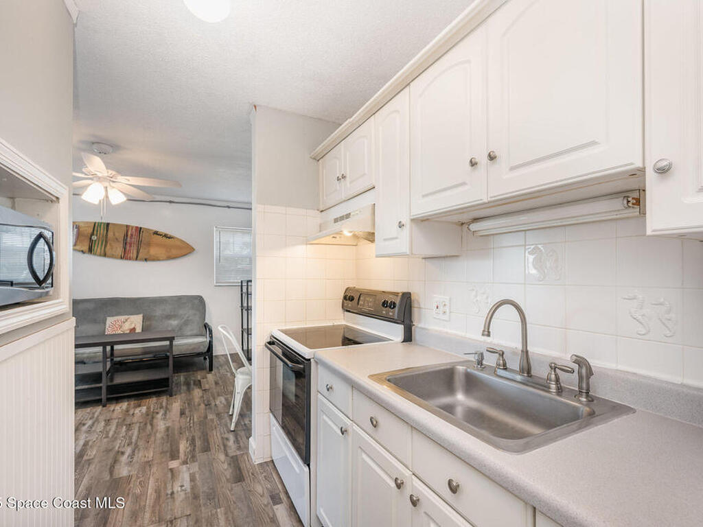 390 W Cocoa Beach Causeway, Cocoa Beach, FL 32931