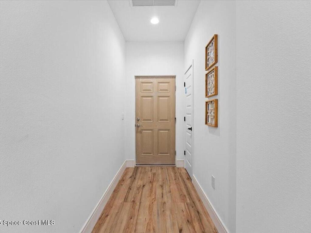 913 Paddleboard Court, Melbourne, FL 32935