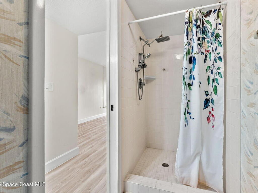 8496 Ridgewood Avenue, Cape Canaveral, FL 32920