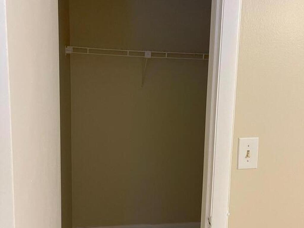 725 Port Malabar Boulevard, Palm Bay, FL 32905