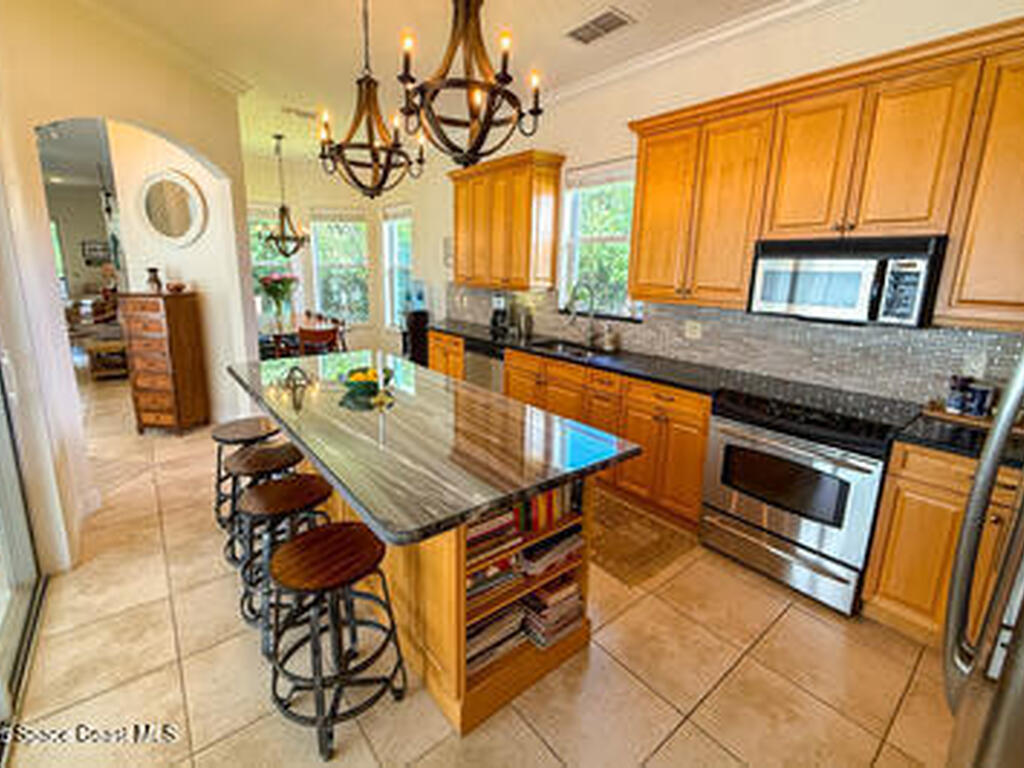 2020 Lynx Drive, Hutchinson Island, FL 34949