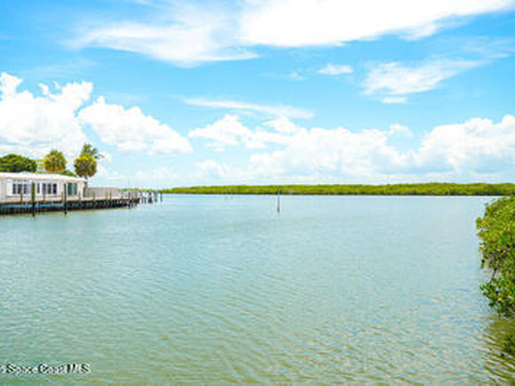 2020 Lynx Drive, Hutchinson Island, FL 34949