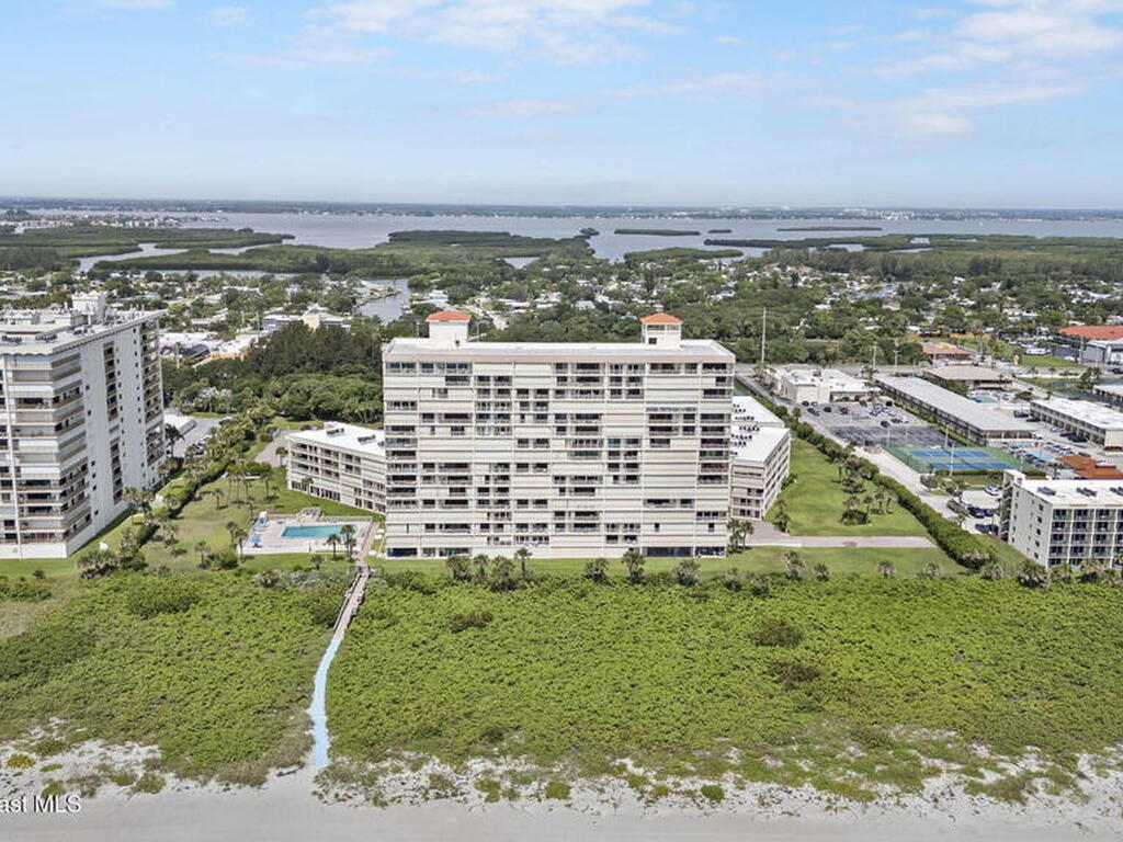 820 N Atlantic Avenue, Cocoa Beach, FL 32931