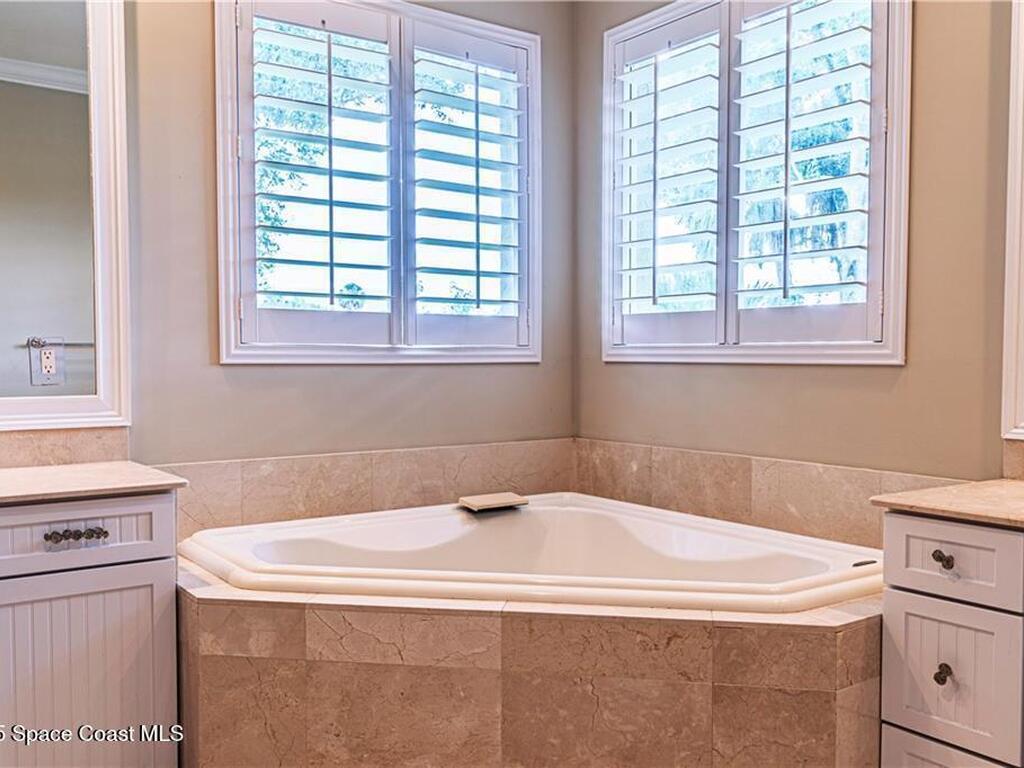 5160 Rosewood Lane, Vero Beach, FL 32966