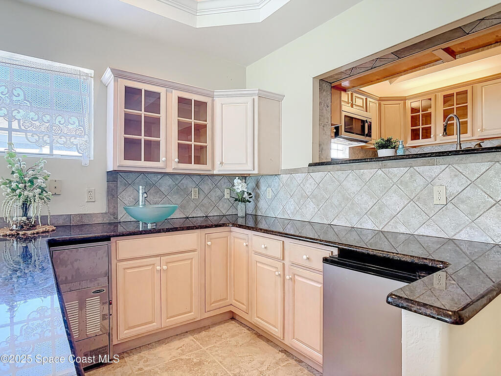 2306 S Halifax Drive, Daytona Beach, FL 32118