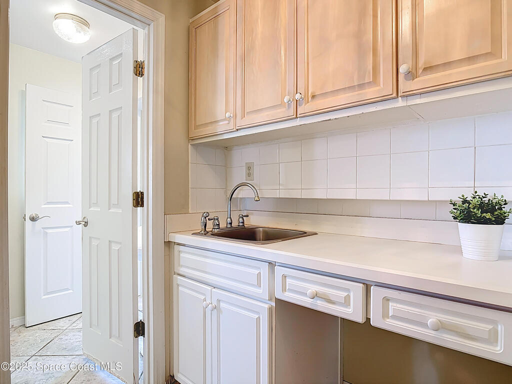 2306 S Halifax Drive, Daytona Beach, FL 32118