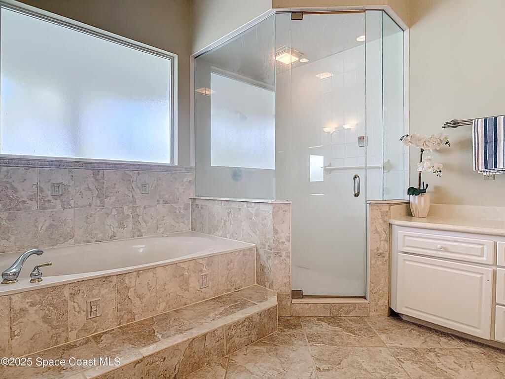 2306 S Halifax Drive, Daytona Beach, FL 32118