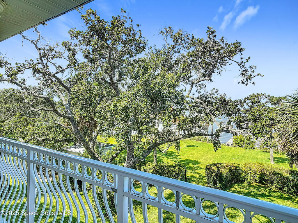 2306 S Halifax Drive, Daytona Beach, FL 32118