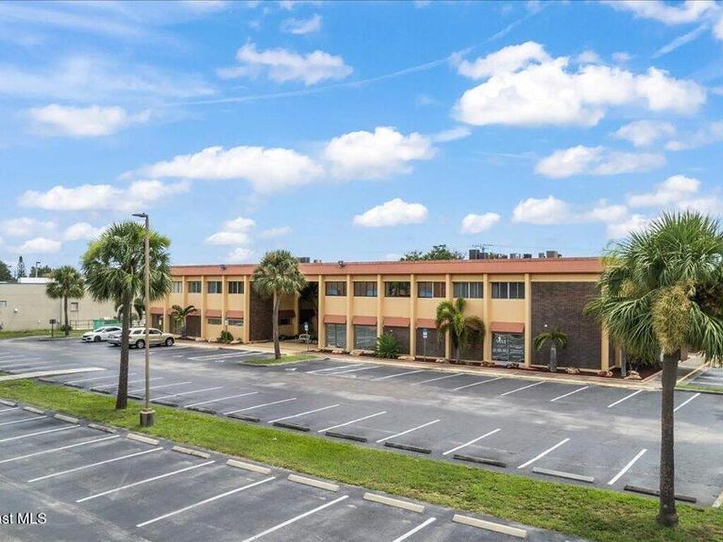 1395 N Courtenay Parkway, Merritt Island, FL 32953