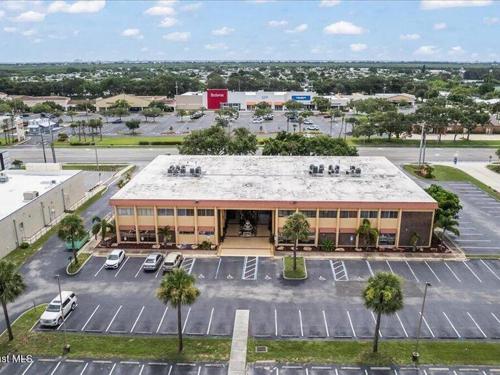 1395 N Courtenay Parkway, Merritt Island, FL 32953