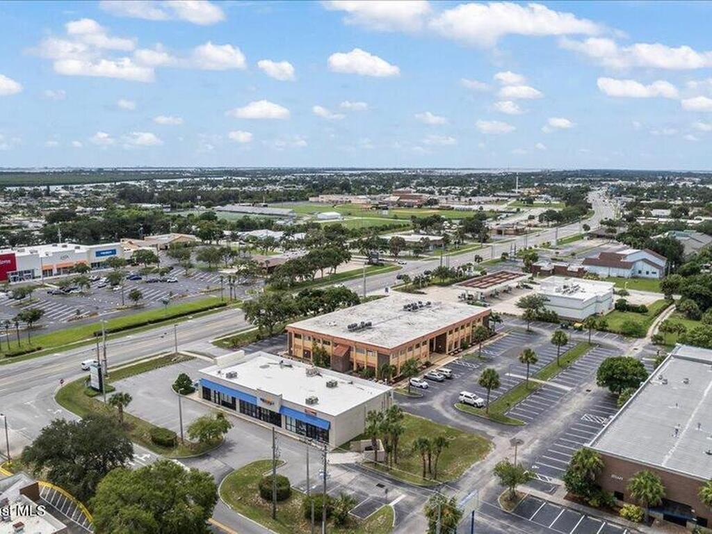 1395 N Courtenay Parkway, Merritt Island, FL 32953