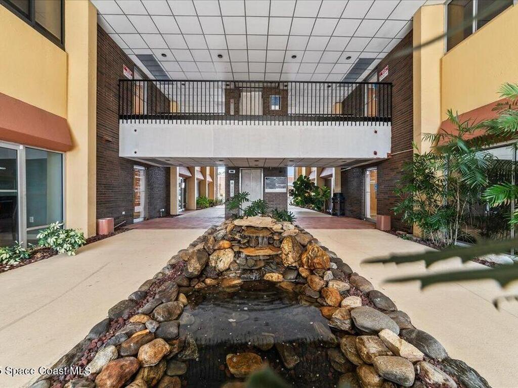 1395 N Courtenay Parkway, Merritt Island, FL 32953