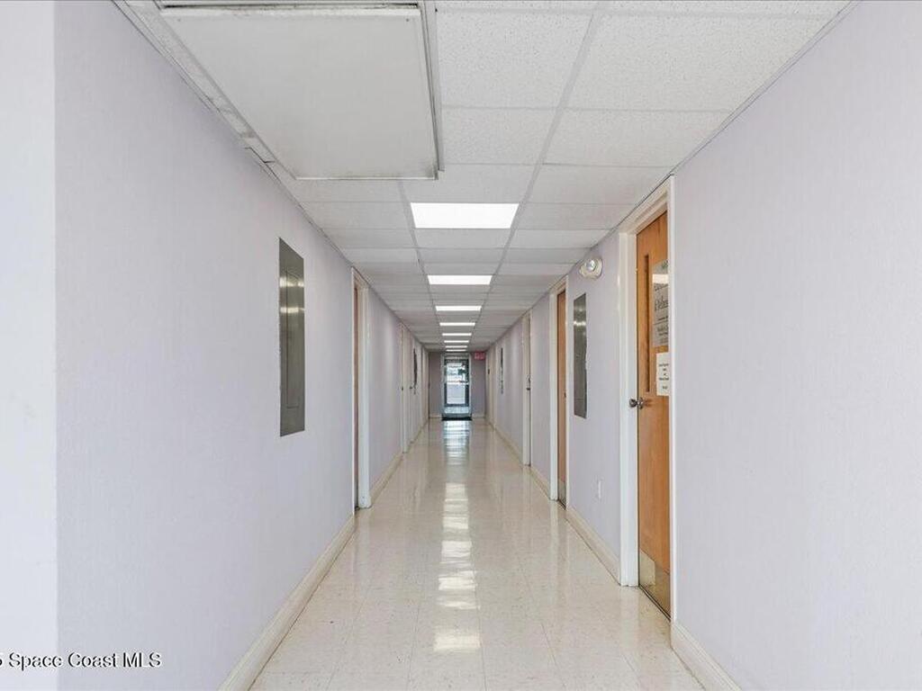 1395 N Courtenay Parkway, Merritt Island, FL 32953