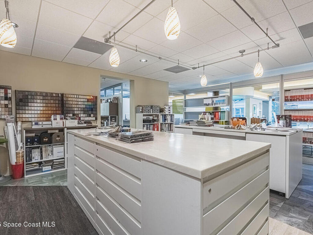 2015 Waverly Place, Melbourne, FL 32901