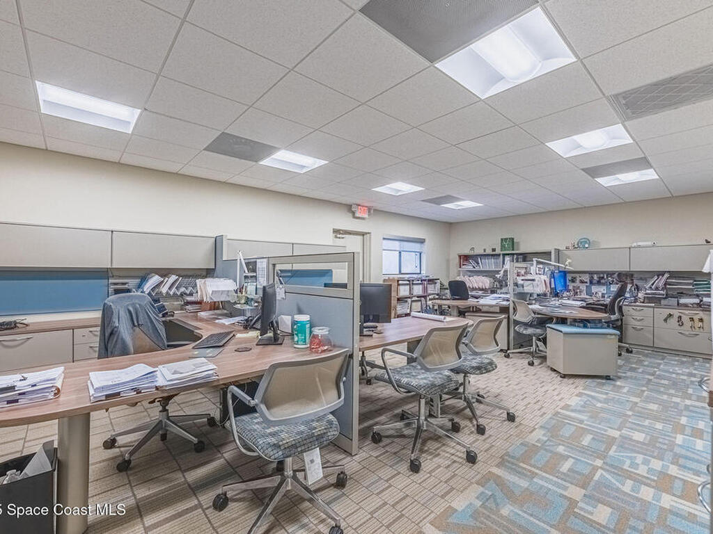 2015 Waverly Place, Melbourne, FL 32901