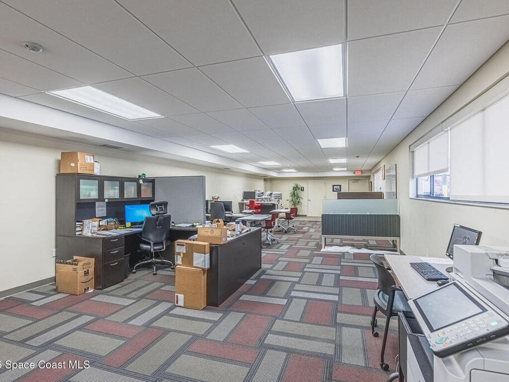 2015 Waverly Place, Melbourne, FL 32901