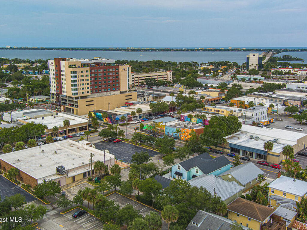 2015 Waverly Place, Melbourne, FL 32901