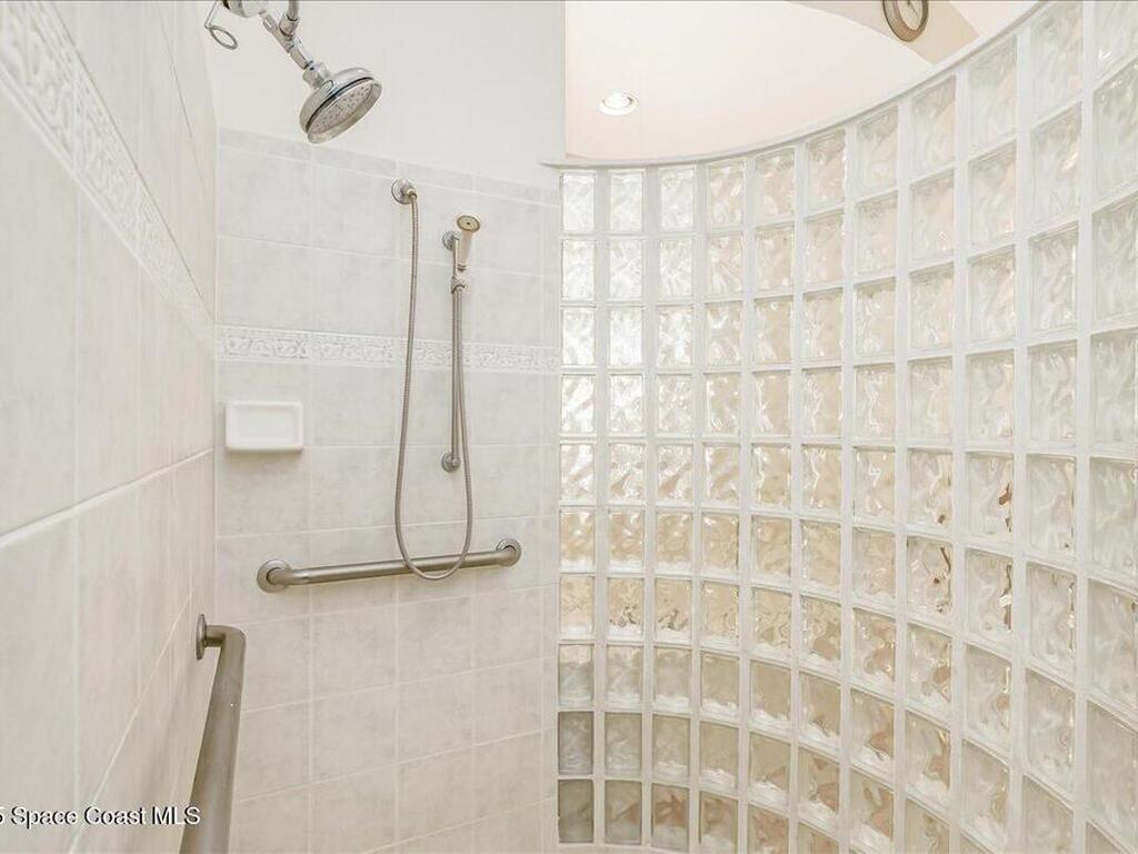 350 Hammock Shore Drive, Melbourne Beach, FL 32951