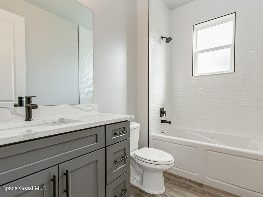 1081 Italia Court, Suntree, FL 32940