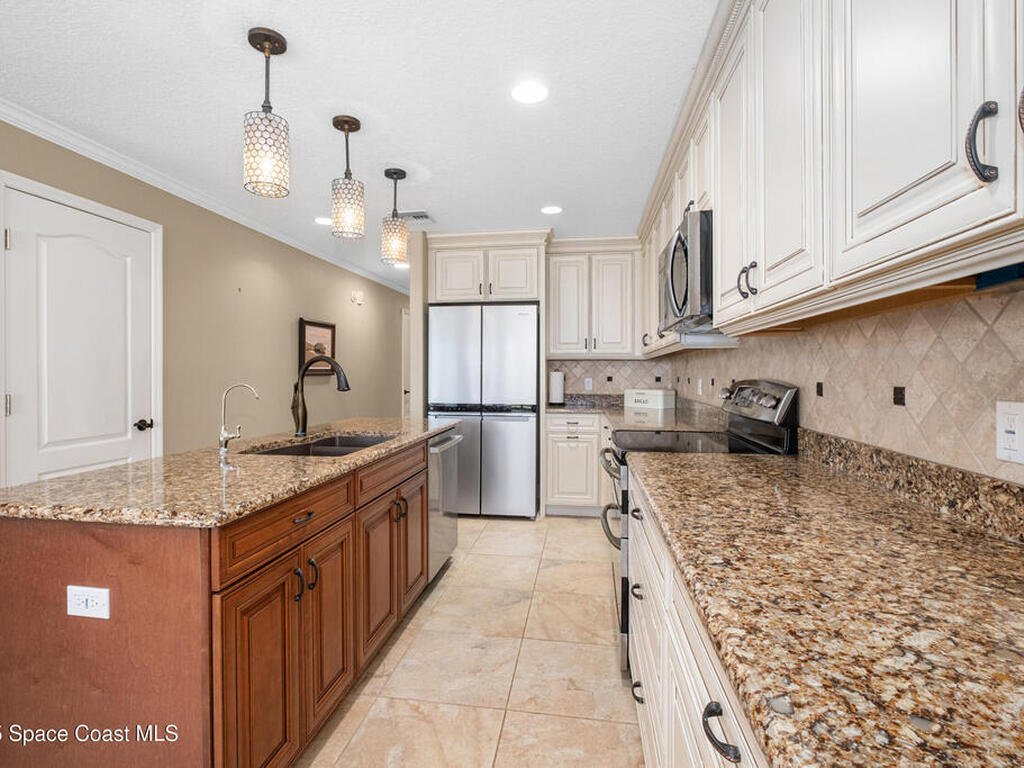 700 Wavecrest Avenue, Indialantic, FL 32903