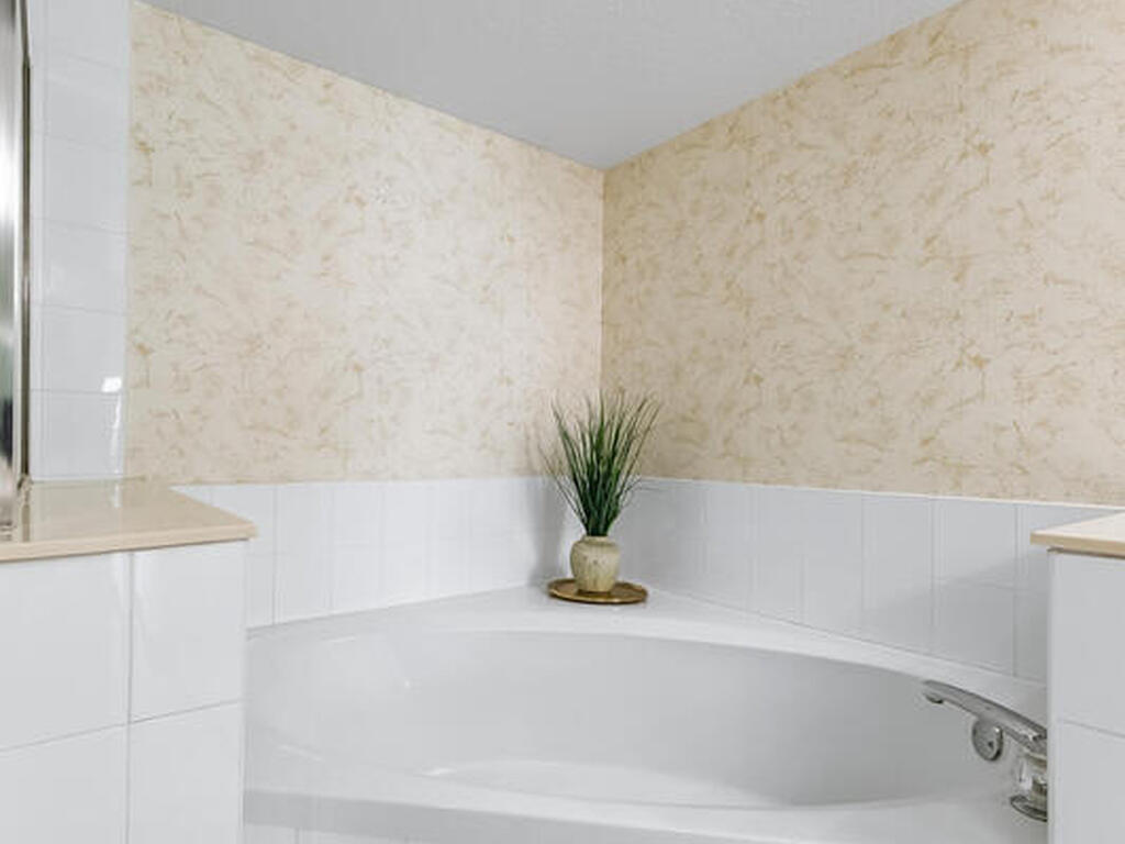 1505 N Highway A1a, Indialantic, FL 32903