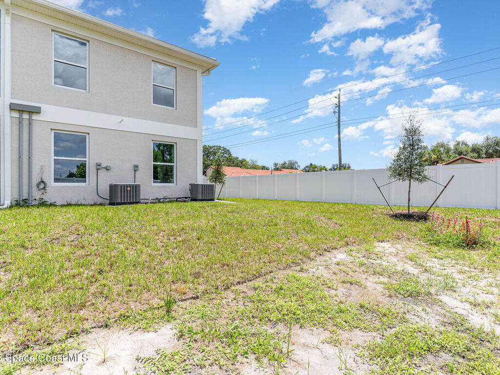 1605 Par Street, Palm Bay, FL 32905