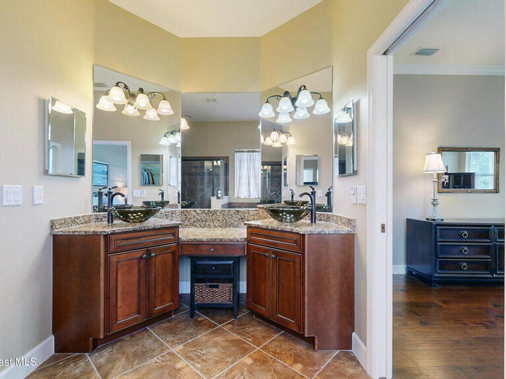 1522 Tralee Bay Avenue, Suntree, FL 32940