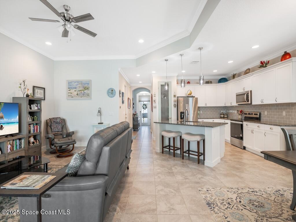 2557 Bella Vista Circle, Vero Beach, FL 32966