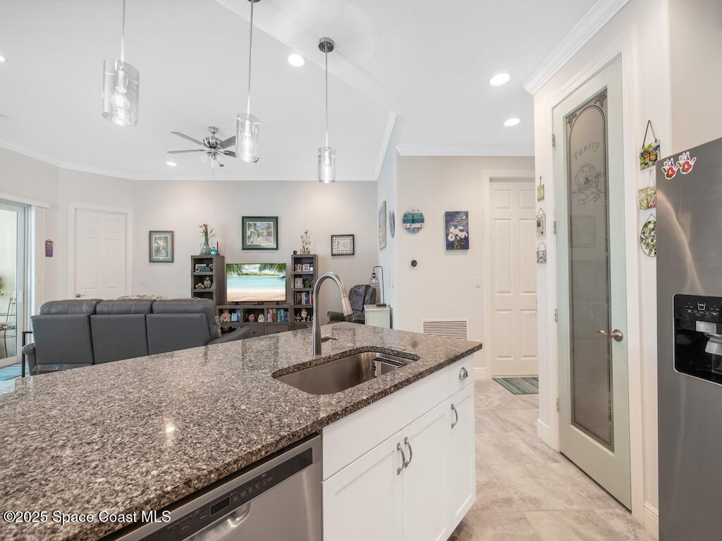 2557 Bella Vista Circle, Vero Beach, FL 32966